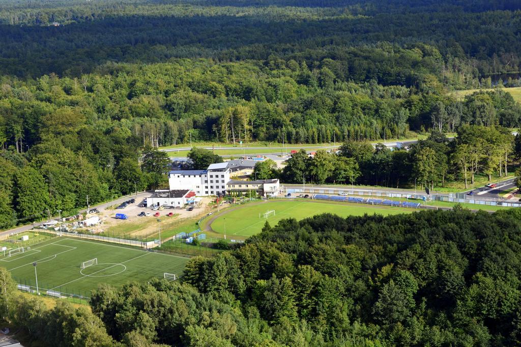 Hotel Milosz Restauracja, Basen Dla Dzieci, Sala Zabaw, Silownia Karthaus Exterior foto